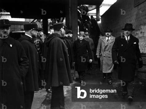 Image of Stavisky affair, 1934 : prisoners arriving for trial