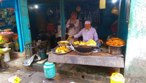 Food!: Day 05 - Christmas and Food Chronicles in Kolkata - Nihari, Istu, Halwa Puri, Cantonese ...