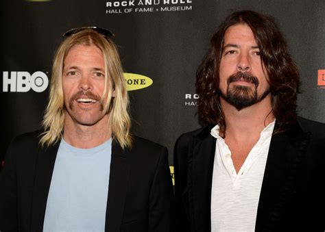 Music world mourns: Foo Fighter's drummer Taylor Hawkins dies | Daily Sabah