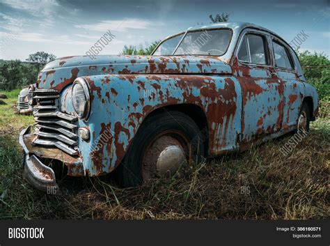 Old Abandoned Rusty Image & Photo (Free Trial) | Bigstock