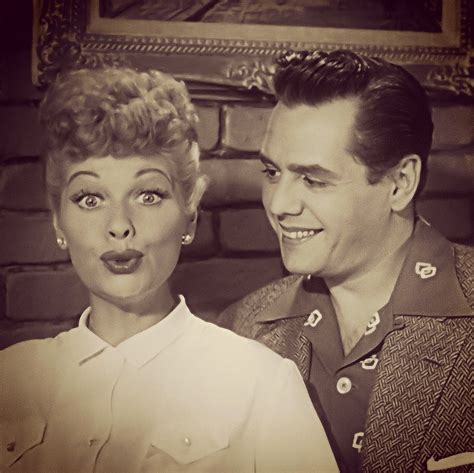 Lucille Ball & Desi Arnaz on the I Love Lucy set 1952 | I love lucy show, I love lucy, Famous ...