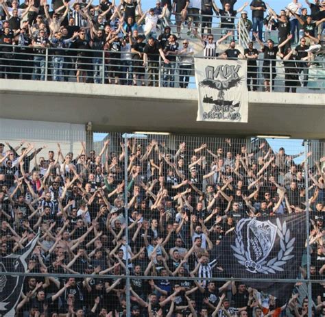 Fußball: Griechenland: 100.000 Fans feiern mit PAOK Saloniki ersten Meistertitel seit 34 Jahren ...