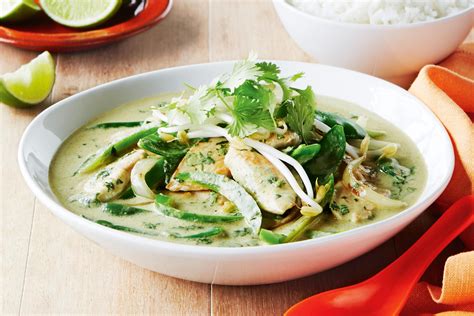 Thai Green Chicken Curry With Coconut Milk - Thai Chicken Curry With Coconut Milk Easy One Pan ...