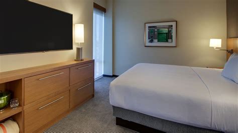 Photos + Reviews | Hyatt Place Milwaukee / Downtown