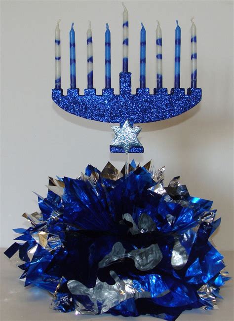 hanukkah table decorations - Google Search | Holiday centerpieces, Hanukkah party decorations ...