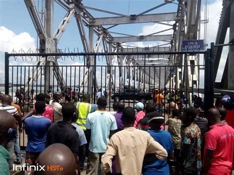 Anambra denies constructing concrete slabs at Onitsha Bridge ...