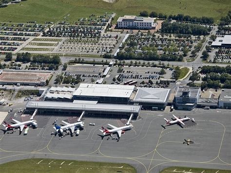 Flughafen Paderborn sieht sich abgehängt | Nachrichten aus Ostwestfalen ...