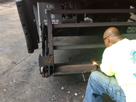 Lift Gate Repair Orlando - Truck Repair Orlando