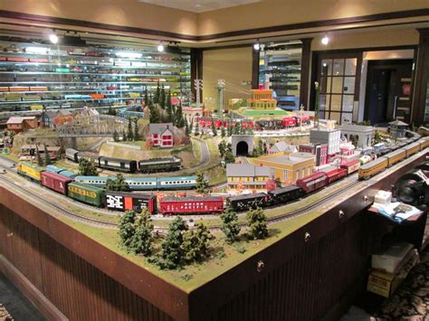 Re: Visit to MTH Showroom/HQ Today | Model train display, Model train ...