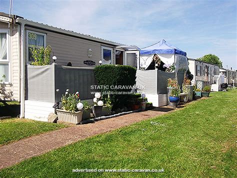 Private static caravan hire at Marine Park, Rhyl (Ref.100046)