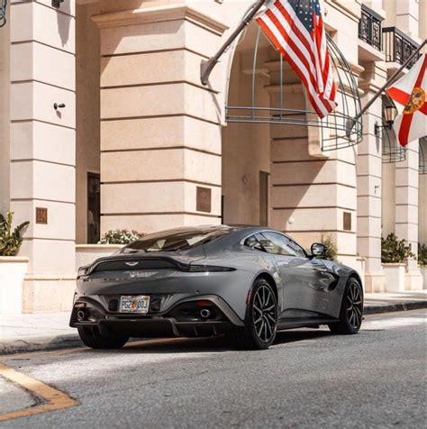 2023 Aston Martin Vantage | Luxury Sports Car