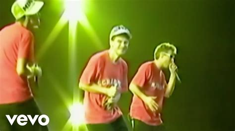 Beastie Boys - Brass Monkey (Live At Madison Square Garden) - YouTube