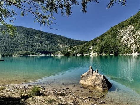 Top 20 Hikes and Walks around Castellane | Komoot