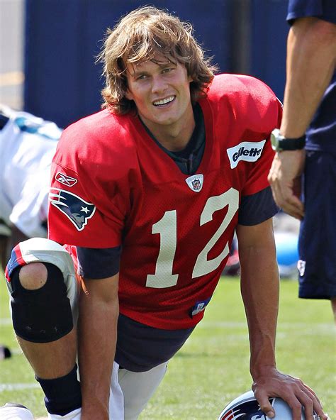 Memorable Hairstyles of the NFL | Tom brady long hair, New england patriots football, Tom brady