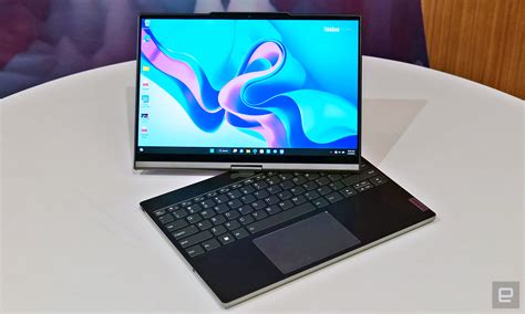 Lenovo’s new ThinkBook Plus twists and turns to switch screens | Engadget