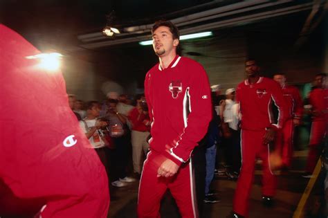 Chicago Bulls: Toni Kukoc deserved Hall-of-Fame induction?