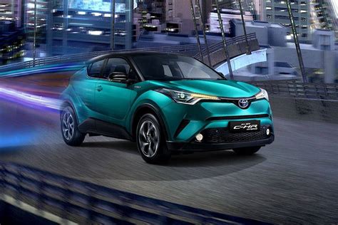 Toyota CHR Hybrid Harga, Review, Spesifikasi & Promo November - Zigwheels Indonesia