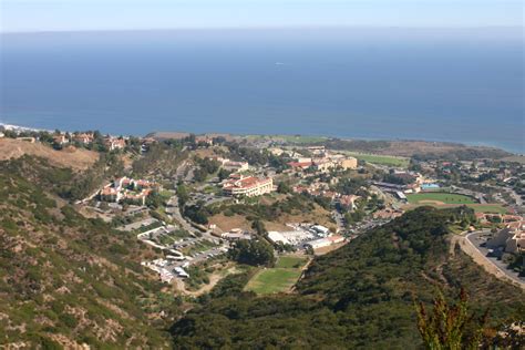 File:Pepperdine University From Above.JPG - Wikipedia