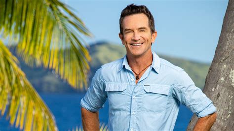 Host Jeff Probst Reveals His Top 10 Favorite Moments In Survivor ...