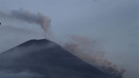 Indonesia Volcano Eruption | Poor weather hampers search and rescue efforts