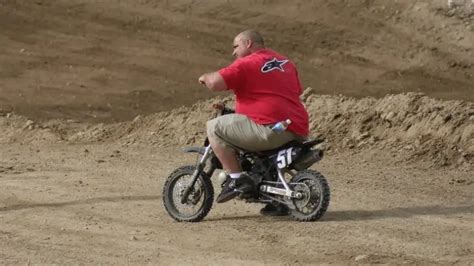 What Size Dirt Bike For 200 Pound Man?