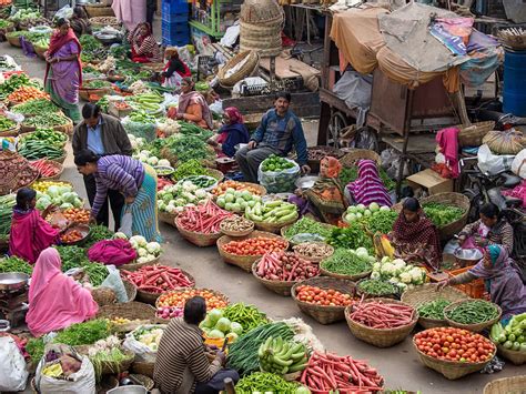 Images By Abhishek | An everyday scene at any Indian vegetable market ...