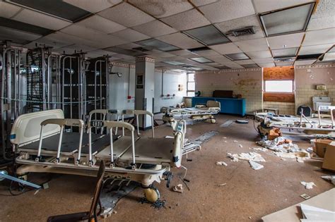 Abandoned Charity Hospital haunted by Hurricane Katrina - Mirror Online