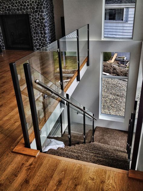 Wooden Stair Railing With Glass - DarrinSims