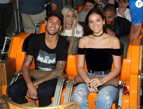 Neymar e Bruna Marquezine estão aproveitando férias juntos nos Estados Unidos - Purepeople