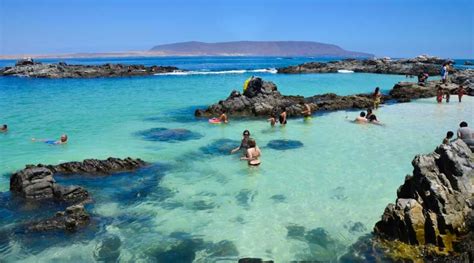 Bahia Inglesa beach in Chile. As you head up to the north of Chile, the waters get warmer, the ...