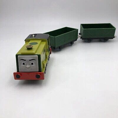 Scruff Thomas & friends trackmaster motorized train 2010 Mattel Green ...