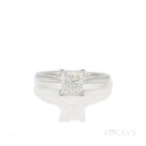 Diamond solitaire ring with 1.01 carat princess cut