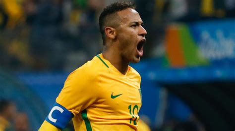 Rio Olympics 2016: Neymar scores as Brazil reach semi-finals