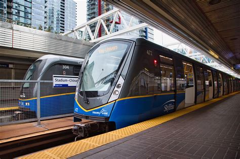 What is so Special About Vancouver's SkyTrain? - Explore the World with Simon Sulyma