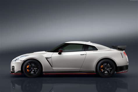 #108862 white, Nissan GT-R Nismo, sport car - Rare Gallery HD Wallpapers