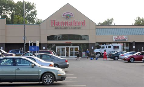 Hannaford plans to be one-stop shop for healthy living - Times Union