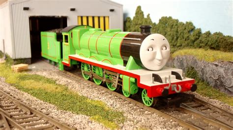 58745 BACHMANN THOMAS RANGE HENRY THE GREEN ENGINE WITH MOVING EYES ...