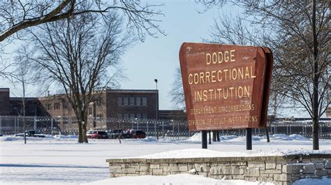 Dodge Correctional Institution prisoners in Waupun die of COVID-19