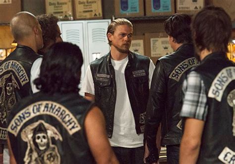 ‘Sons of Anarchy’ Season 7 Recap: Juice Confesses to Jax, Gemma on the Run | TVLine