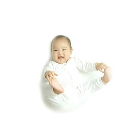 Developmental Skills: At What Age Do Babies Roll Over? - The Inspired ...