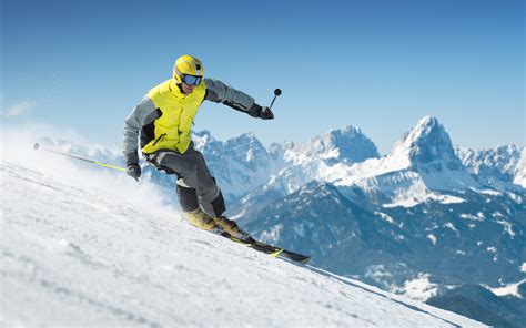 Skiing Full HD Wallpaper and Background Image | 2560x1600 | ID:369151