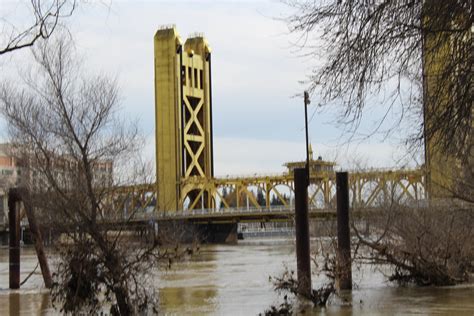 West Sacramento Bridge by TalesFromMyCell on DeviantArt