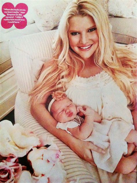 Jessica Simpson shows baby girl Maxwell Drew - StyleFrizz | Photo Gallery