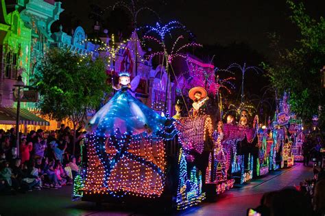 The Ultimate Guide to Anaheim’s Disneyland Resort - Roadtrippers