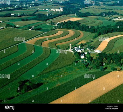 CONTOUR FARMING PENNSYLVANIA Stock Photo, Royalty Free Image: 12601910 - Alamy