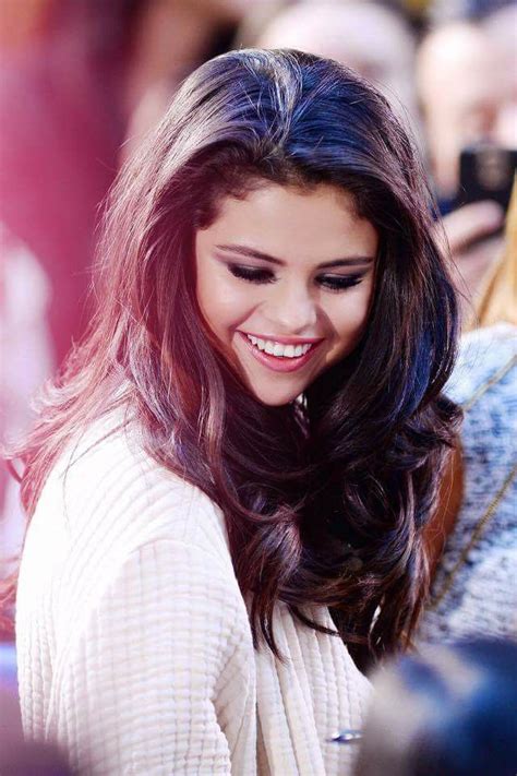 Beautiful Smile :3 | Selena gomez, Ünlüler, Selena