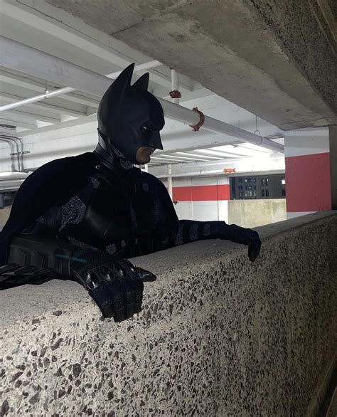 Here’s my Dark Knight cosplay from Halloween! : r/batman