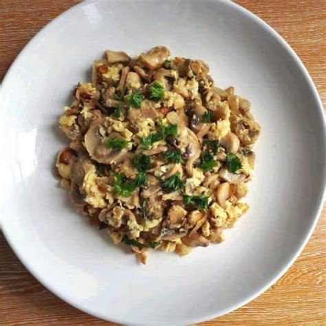 Scrambled eggs with mushrooms recipe - The Odehlicious