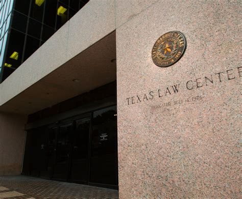 3 Texas Attorneys Disbarred, 4 Resign: State Bar June Report