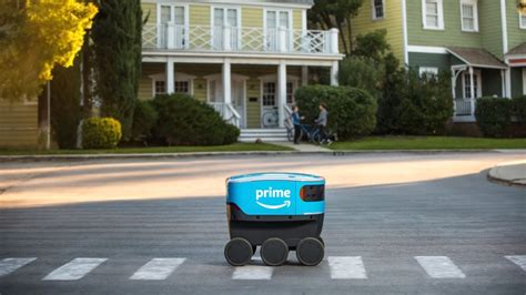 How Amazon scientists are helping the Scout delivery device find a path to success - Amazon Science